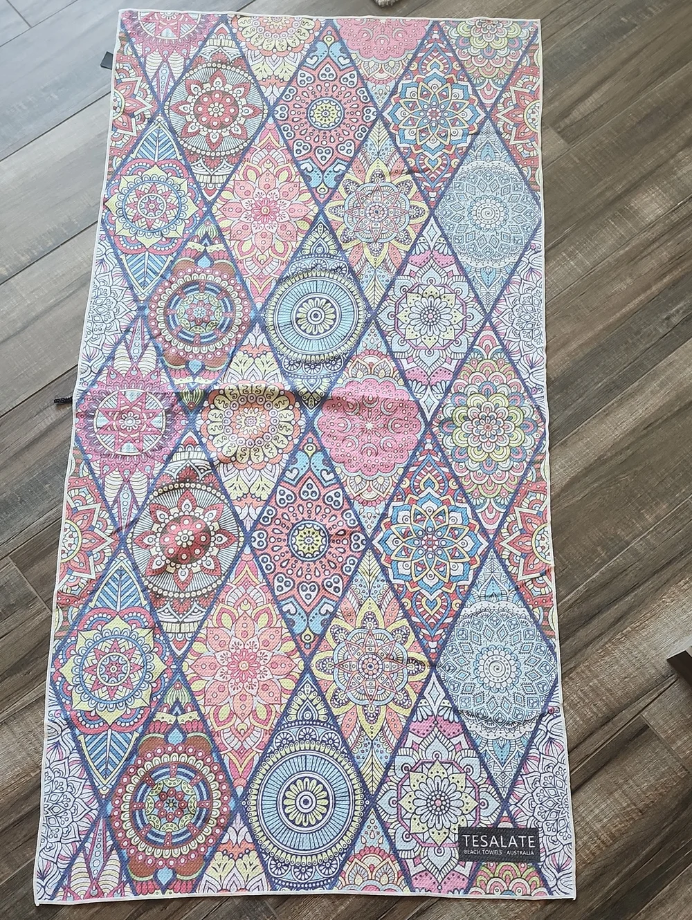 Tesalate Australlia Antibacterial Sand Free Beach Towel